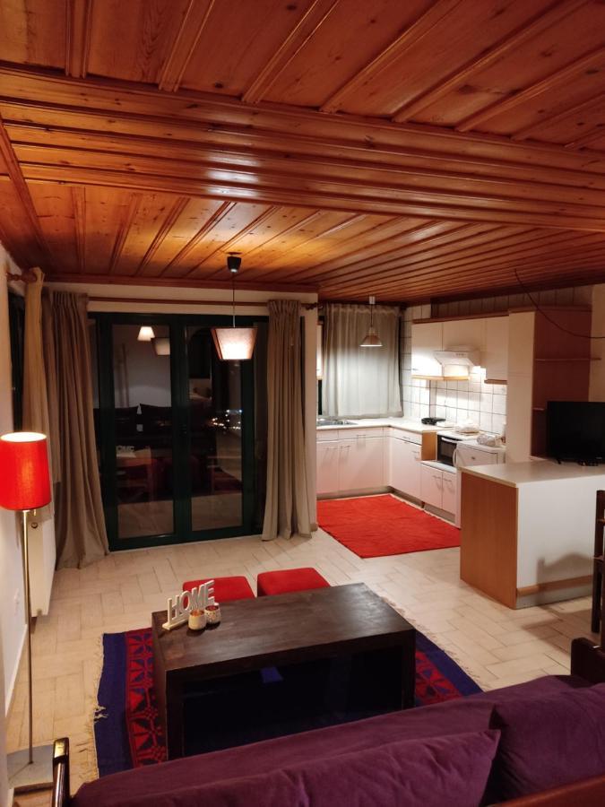 Kristis'S Homes - "Beautiful Home" In ディミツァナ エクステリア 写真